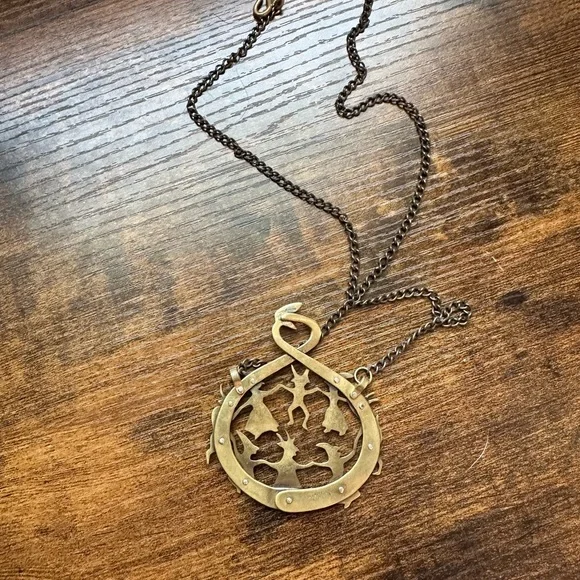 Witches and demons dancing necklace - Picture 6 of 7